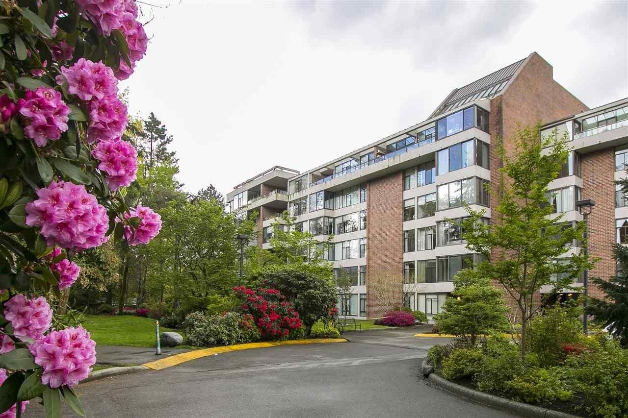 Main Photo: 208 4101 YEW Street in Vancouver: Quilchena Condo for sale in "Arbutus Village" (Vancouver West)  : MLS®# R2709293