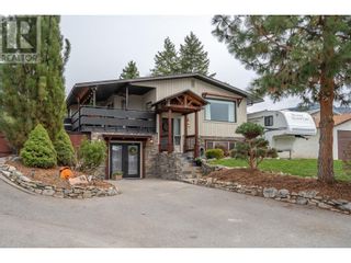 Photo 2: 116 MacCleave Court in Penticton: House for sale : MLS®# 10308097