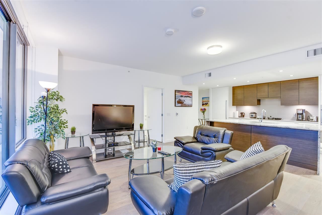 Photo 9: Photos: 404 1678 PULLMAN PORTER Street in Vancouver: Mount Pleasant VE Condo for sale in "NAVIO" (Vancouver East)  : MLS®# R2534776