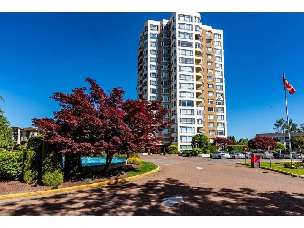 Main Photo: 403 3190 GLADWIN Road in Abbotsford: Central Abbotsford Condo for sale in "Regency Park" : MLS®# R2627715