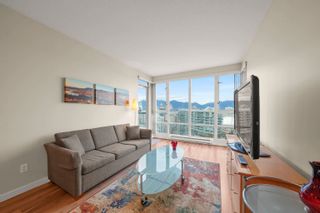 Photo 5: 3802 1033 MARINASIDE Crescent in Vancouver: Yaletown Condo for sale in "Quay West Resort" (Vancouver West)  : MLS®# R2845939