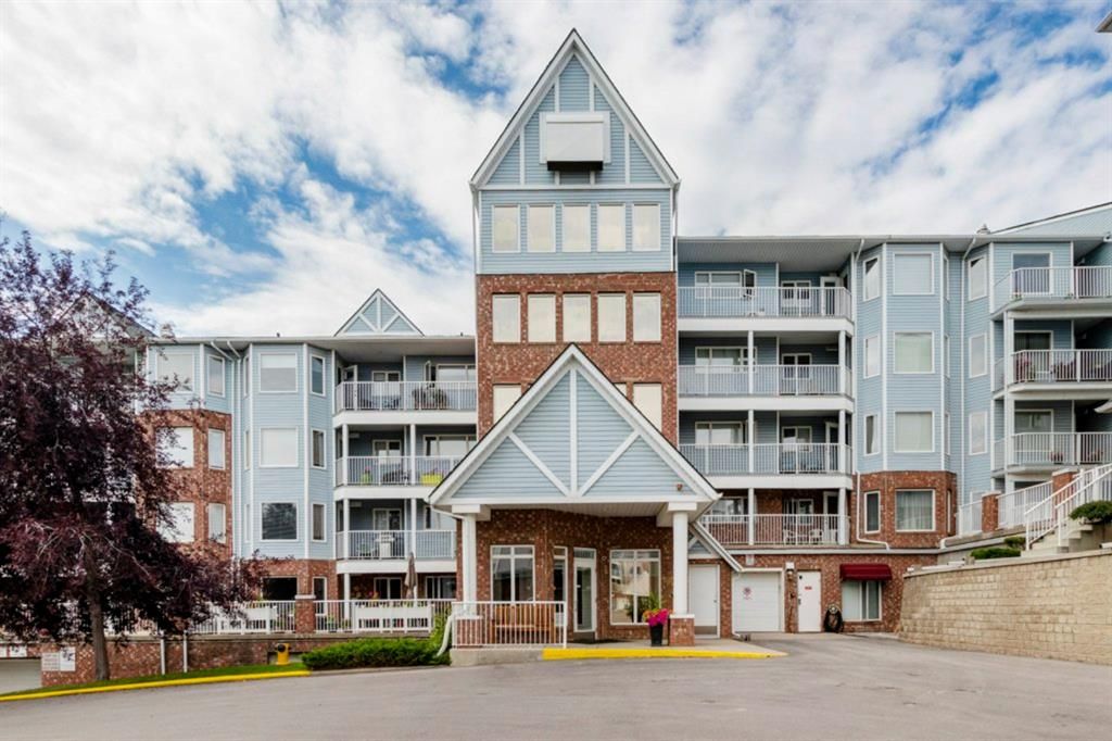 Main Photo: 513 3513 Hawksbrow Point NW in Calgary: Hawkwood Apartment for sale : MLS®# A1254563