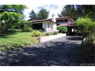 Photo 1:  in VICTORIA: SE Gordon Head House for sale (Saanich East)  : MLS®# 372446