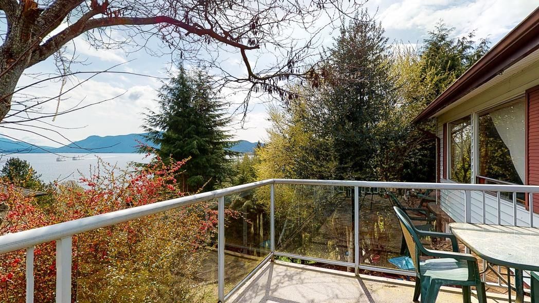 Photo 2: Photos: 1498 PORT MELLON Highway in Gibsons: Gibsons & Area House for sale (Sunshine Coast)  : MLS®# R2677354
