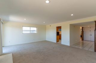 Photo 3: UNIVERSITY CITY House for rent : 3 bedrooms : 6546 Wellesly Pl in San Diego