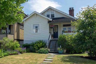 Photo 1: 558 E 27TH Avenue in Vancouver: Fraser VE House for sale (Vancouver East)  : MLS®# R2285398
