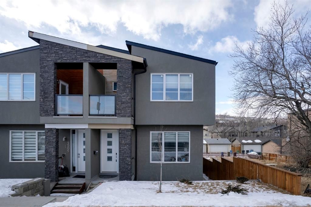 Main Photo: 2 4507 Bowness Road NW in Calgary: Montgomery Row/Townhouse for sale : MLS®# A1192631