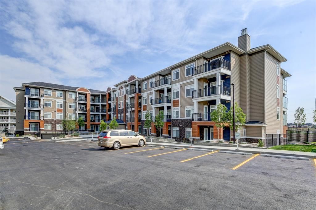 Main Photo: 3214 3727 Sage Hill Drive NW in Calgary: Sage Hill Apartment for sale : MLS®# A1253611
