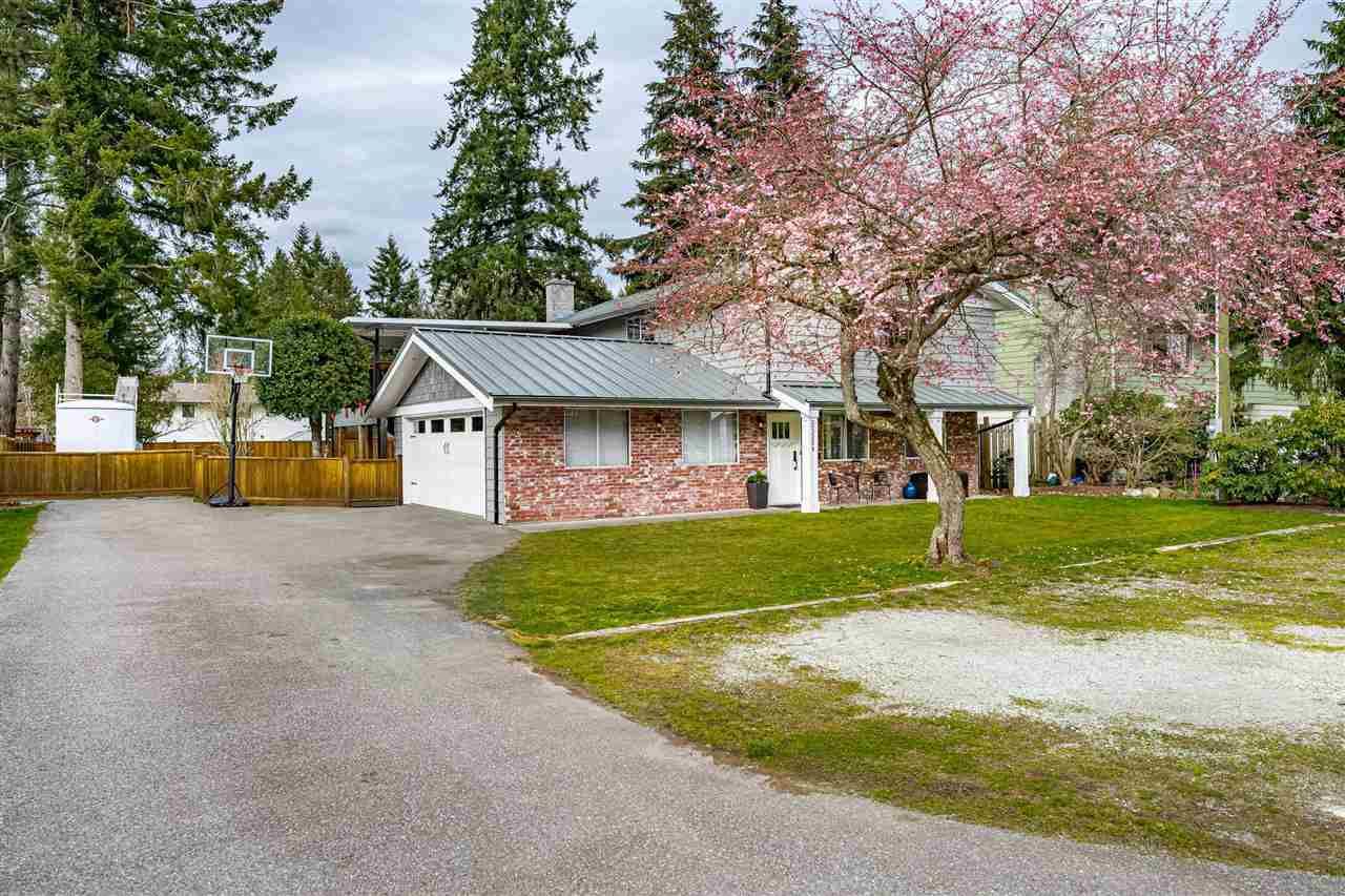 Main Photo: 20259 37A Avenue in Langley: Brookswood Langley House for sale in "Belmont / Noel Booth / Brookswood Area" : MLS®# R2557550