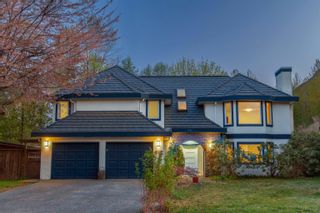 Main Photo: 1551 EAGLE RUN Drive in Squamish: Brackendale House for sale : MLS®# R2875570
