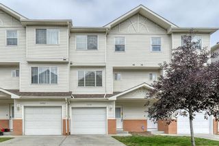 Photo 1: 1116 7038 16 Avenue SE in Calgary: Applewood Park Row/Townhouse for sale : MLS®# A1142879
