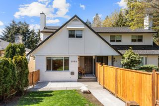 Main Photo: 1953 CHESTERFIELD Avenue in North Vancouver: Central Lonsdale 1/2 Duplex for sale : MLS®# R2872419