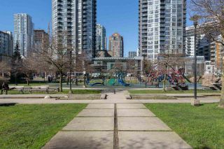 Photo 30: 409 1188 RICHARDS Street in Vancouver: Yaletown Condo for sale in "Park Plaza" (Vancouver West)  : MLS®# R2475181