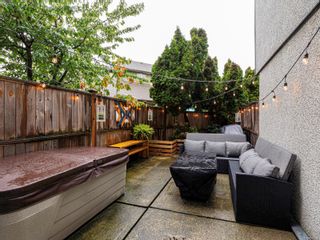 Photo 10: 3 30 Montreal St in Victoria: Vi James Bay Row/Townhouse for sale : MLS®# 888549