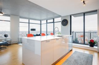 Photo 4: 2804 108 W CORDOVA STREET in Vancouver: Downtown VW Condo for sale (Vancouver West)  : MLS®# R2232344