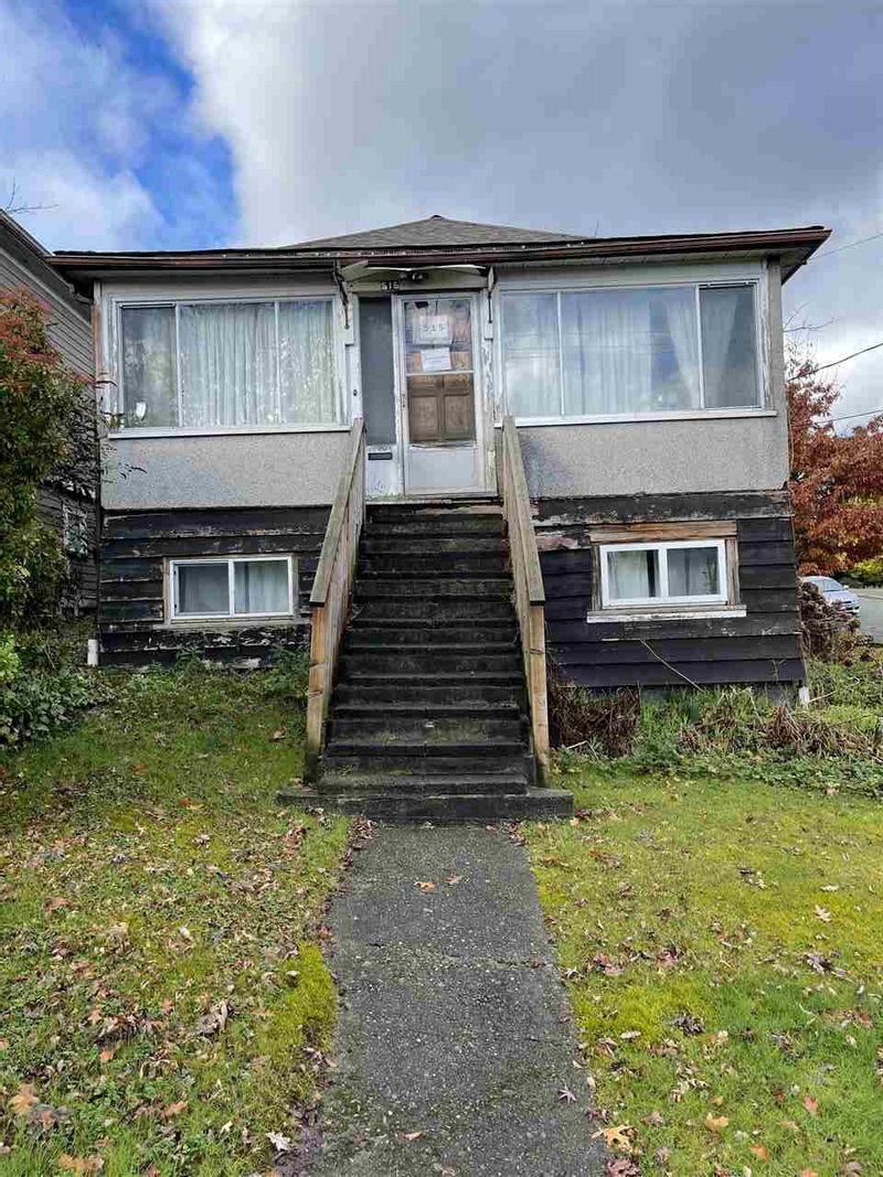 FEATURED LISTING: 515 MCDONALD Street New Westminster