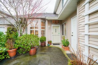 Photo 3: 30 9012 WALNUT GROVE Drive in Langley: Walnut Grove Townhouse for sale in "Queen Anne Green" : MLS®# R2650144