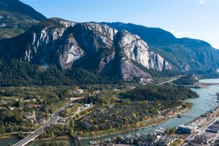 Photo 4: 38001 HELM Way in Squamish: Valleycliffe Townhouse for sale : MLS®# R2780225