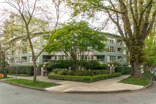Photo 1: 305 1705 NELSON Street in Vancouver: West End VW Condo for sale in "THE PALLADIAN" (Vancouver West)  : MLS®# R2265496