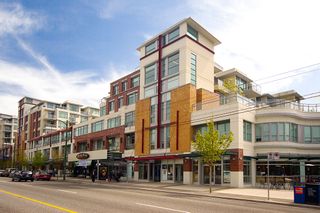Main Photo: 321 2268 W BROADWAY in Vancouver: Kitsilano Condo for sale (Vancouver West)  : MLS®# V873828