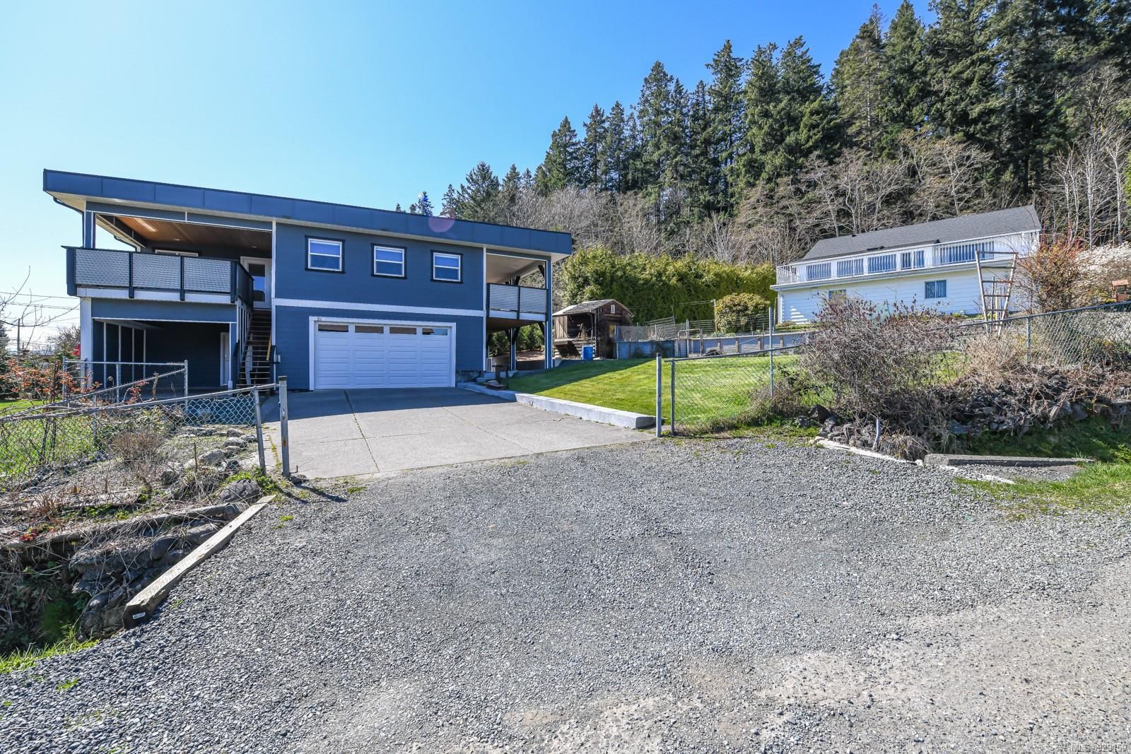 Main Photo: 271-273 Lansdowne Rd in Union Bay: CV Union Bay/Fanny Bay House for sale (Comox Valley)  : MLS®# 929159