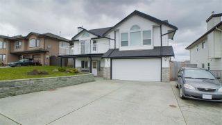 Photo 1: 30529 SANDPIPER Road in Abbotsford: Abbotsford West House for sale : MLS®# R2547938
