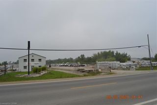 Photo 4: 1683 W Fanshawe Park Road in London: North T Commercial for sale (North)  : MLS®# 40372765