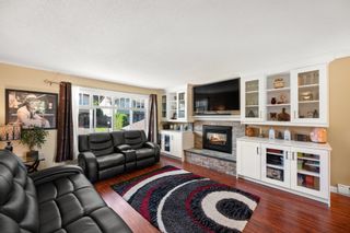 Photo 4: 26473 30A Avenue in Langley: Aldergrove Langley House for sale : MLS®# R2724669