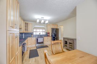 Photo 6: 868 Abbotsford Drive NE in Calgary: Abbeydale Detached for sale : MLS®# A1208829