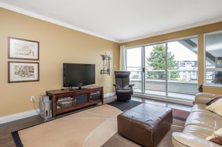 Photo 14: 302 1840 E SOUTHMERE Crescent in White Rock: Sunnyside Park Surrey Condo for sale in "SOUTHMERE MEWS" (South Surrey White Rock)  : MLS®# R2878940
