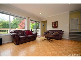 Photo 11: 931 Lavender Ave in VICTORIA: SW Marigold House for sale (Saanich West)  : MLS®# 735227