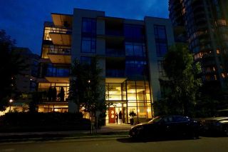 Photo 1: 502 135 W 2ND Street in North Vancouver: Lower Lonsdale Condo for sale : MLS®# R2180749