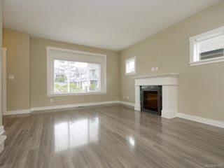 Photo 3: 2956 Alouette Dr in Langford: La Westhills House for sale : MLS®# 801602