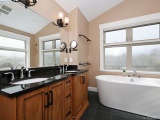 Photo 13: 2111 Sutherland Rd in VICTORIA: OB South Oak Bay House for sale (Oak Bay)  : MLS®# 838708