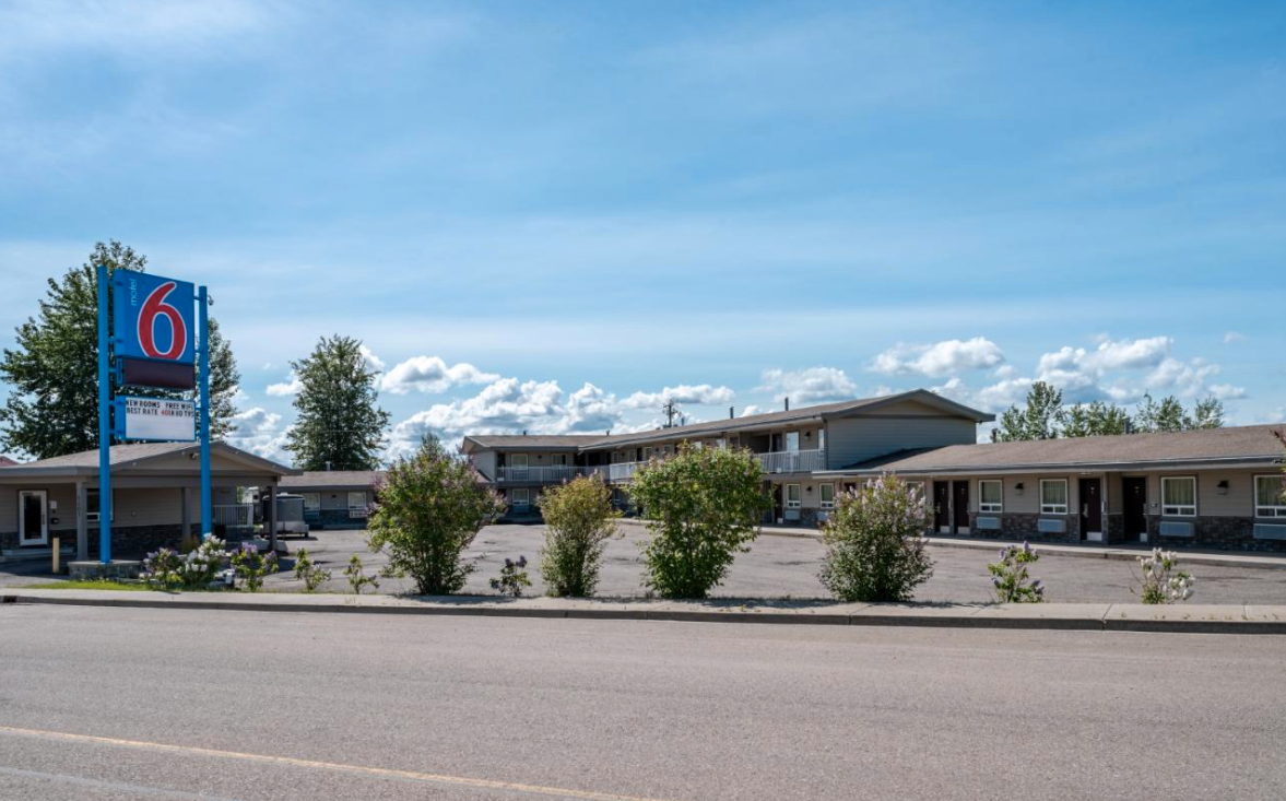 39 rooms Hotel for sale Northern BC