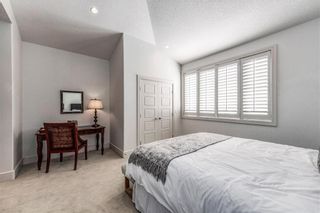 Photo 33: 8810 9 Avenue SW in Calgary: West Springs Detached for sale : MLS®# C4210102