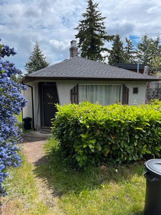 Photo 4: 942 FINLAY Street: White Rock House for sale (South Surrey White Rock)  : MLS®# R2693959