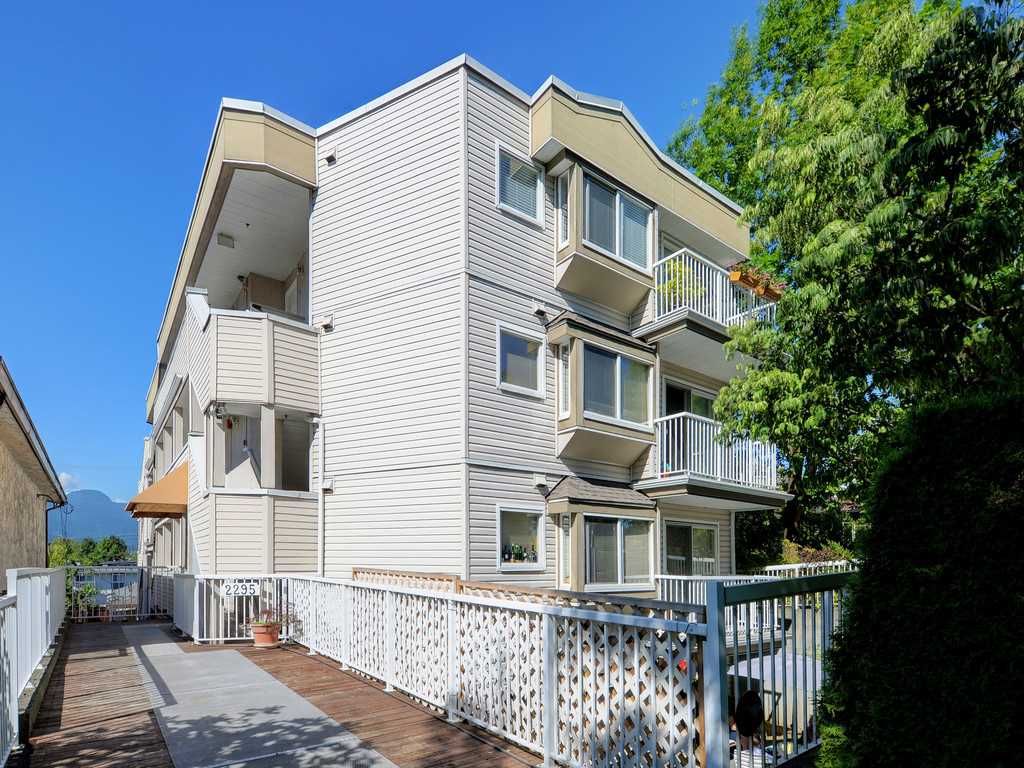 Main Photo: 302 2295 PANDORA STREET in Vancouver: Hastings Condo for sale (Vancouver East)  : MLS®# R2252393