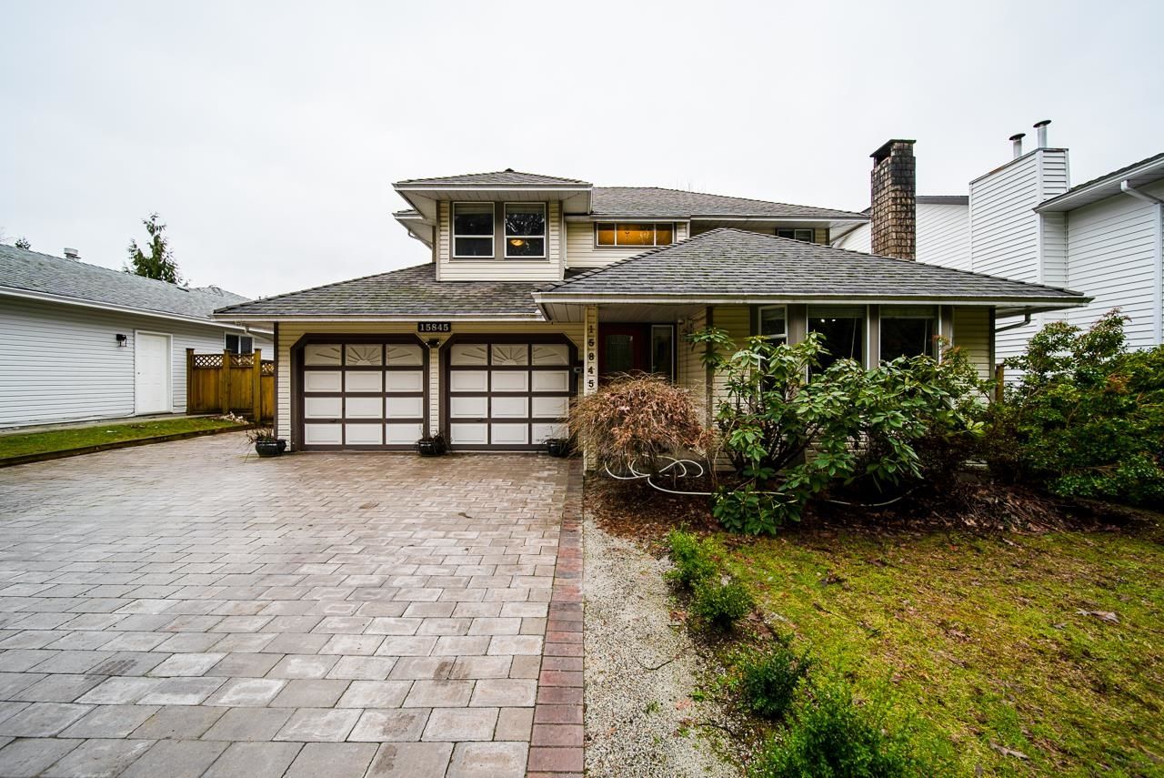 Main Photo: 15845 93A Avenue in Surrey: Fleetwood Tynehead House for sale : MLS®# R2647571