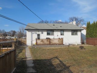Photo 3:  in WINNIPEG: East Kildonan Residential for sale (North East Winnipeg)  : MLS®# 1105941