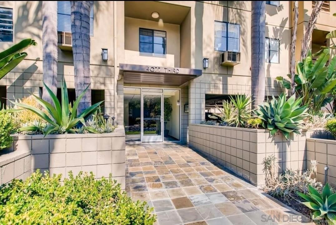 Main Photo: SAN DIEGO Condo for sale : 1 bedrooms : 4077 3rd Ave. #103