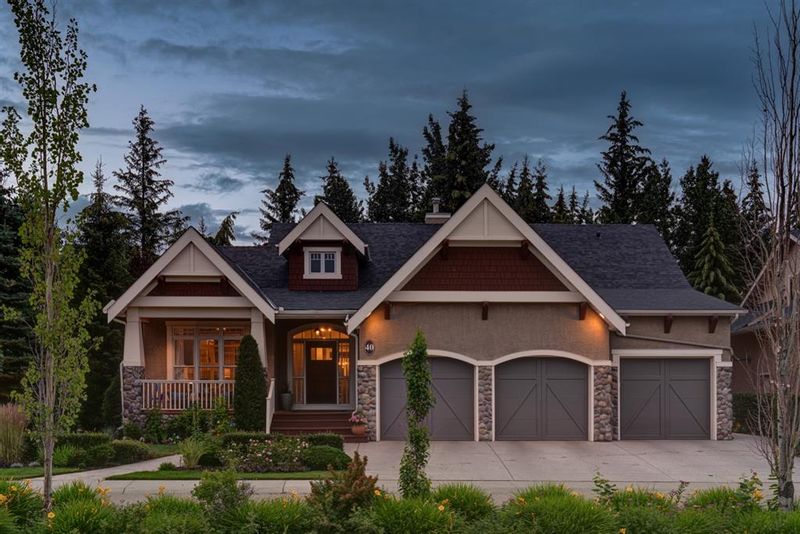 FEATURED LISTING: 40 Discovery Valley Cove Southwest Calgary