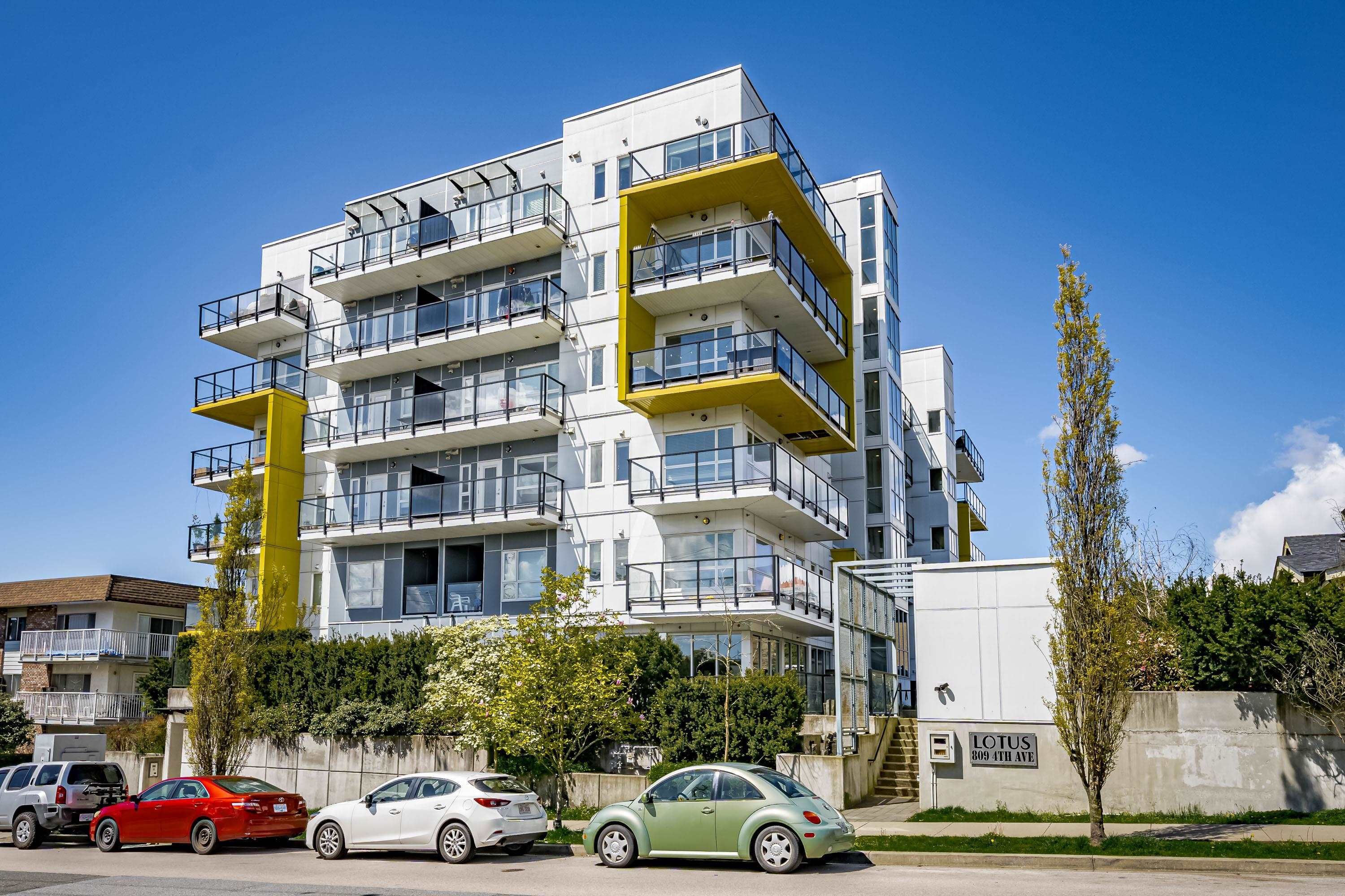 Main Photo: 406 809 FOURTH Avenue in New Westminster: Uptown NW Condo for sale in "LOTUS" : MLS®# R2876835