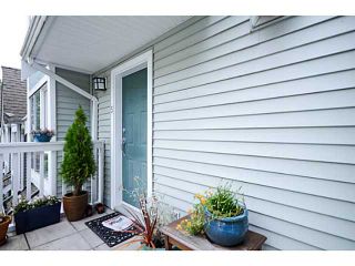 Photo 2: # 5 995 LYNN VALLEY RD in North Vancouver: Lynn Valley Condo for sale : MLS®# V1026205