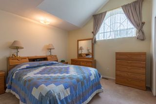 Photo 15: 10470 ASHDOWN Place in Surrey: Fraser Heights House for sale (North Surrey)  : MLS®# R2082179
