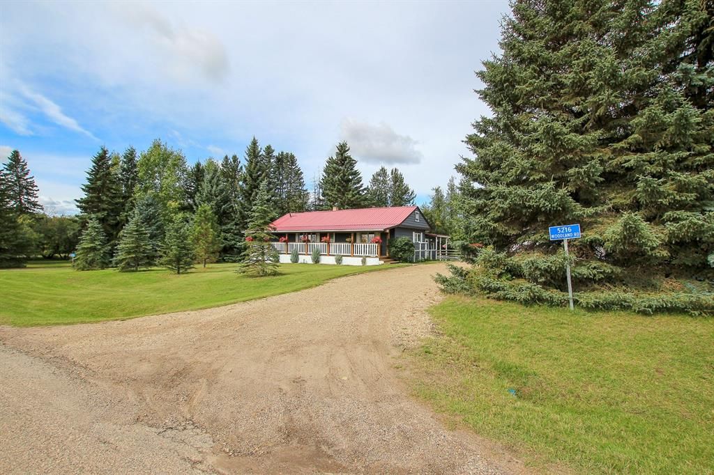 Main Photo: 5216 Woodland Road: Innisfail Detached for sale : MLS®# A1175931
