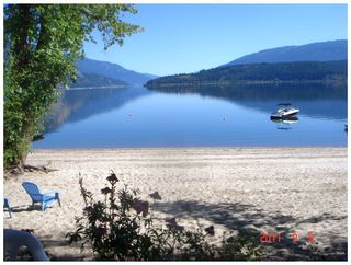 Photo 31: 5224 Northwest Pierre's Point Road in Salmon Arm: Waterfront House for sale : MLS®# 10087972