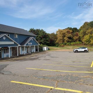Photo 6: 9323 Commercial Street in New Minas: Kings County Commercial  (Annapolis Valley)  : MLS®# 202300641