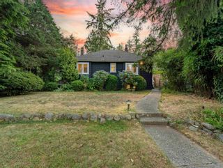 Photo 37: 1001 W 19TH Street in North Vancouver: Pemberton Heights House for sale : MLS®# R2725459