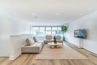 Photo 5: Upper 848 Danforth Avenue in Toronto: Danforth House (Apartment) for lease (Toronto E03)  : MLS®# E8036806